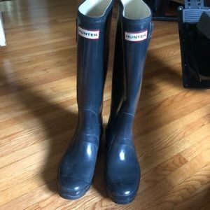 Hunter rain boots! 🌧